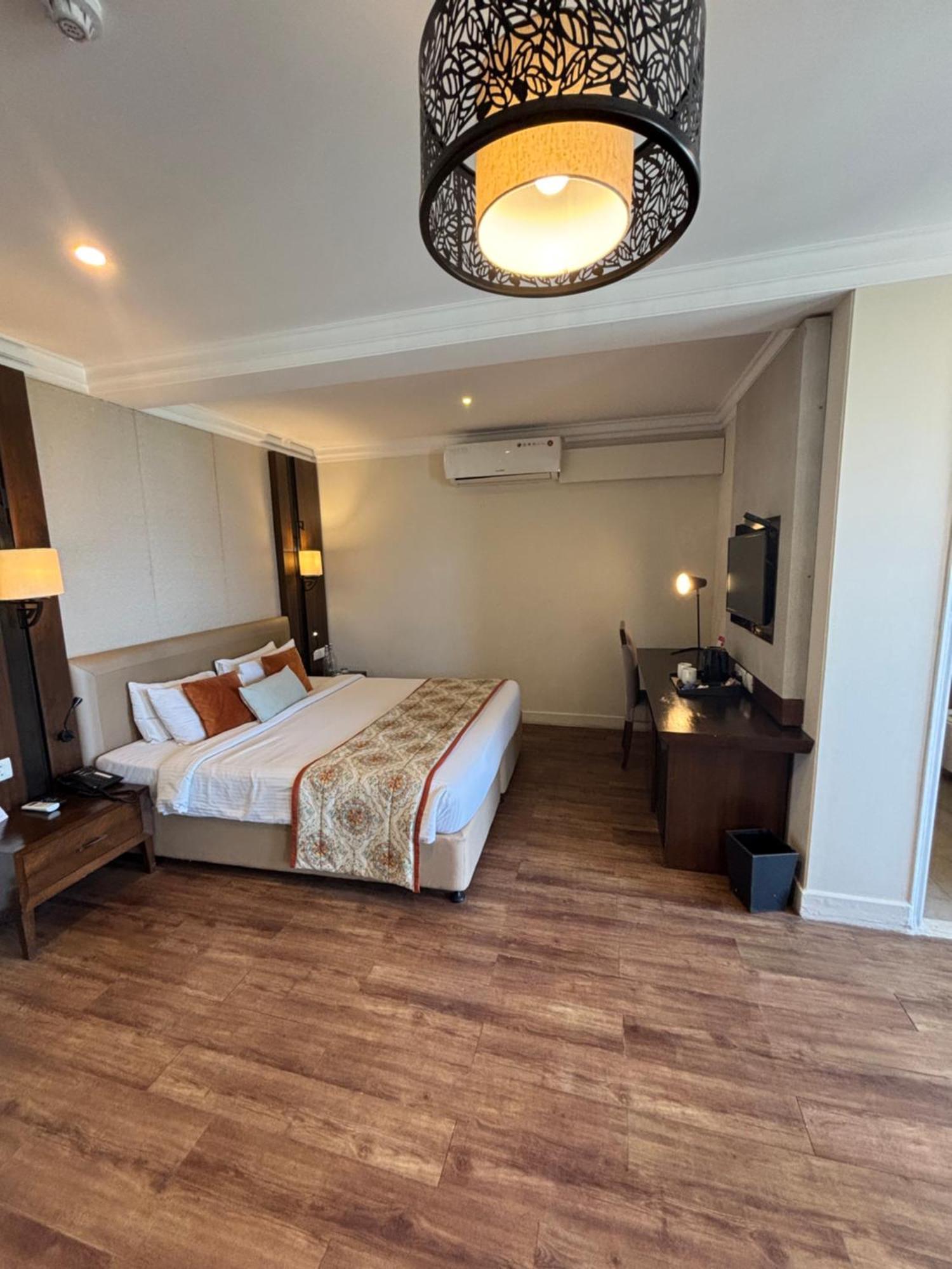 Regenta Resort & Spa Mashobra Shimla Luaran gambar