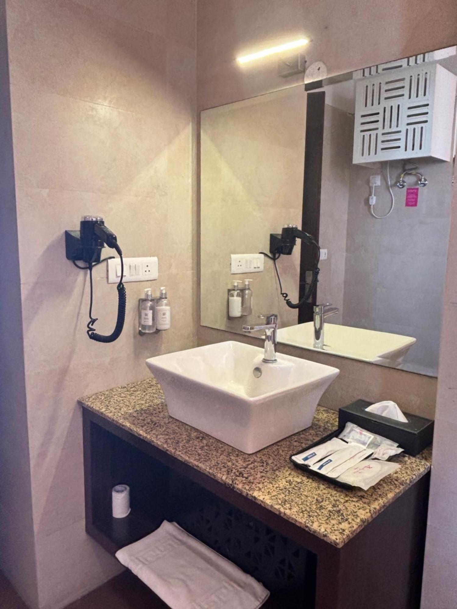 Regenta Resort & Spa Mashobra Shimla Luaran gambar